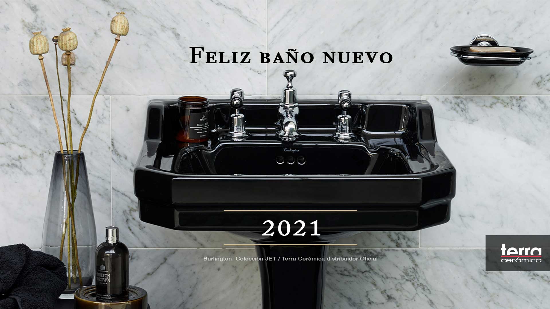 Feliz baño nuevo y cocina nueva y nuevo pavimento y nuevo proyecto,…